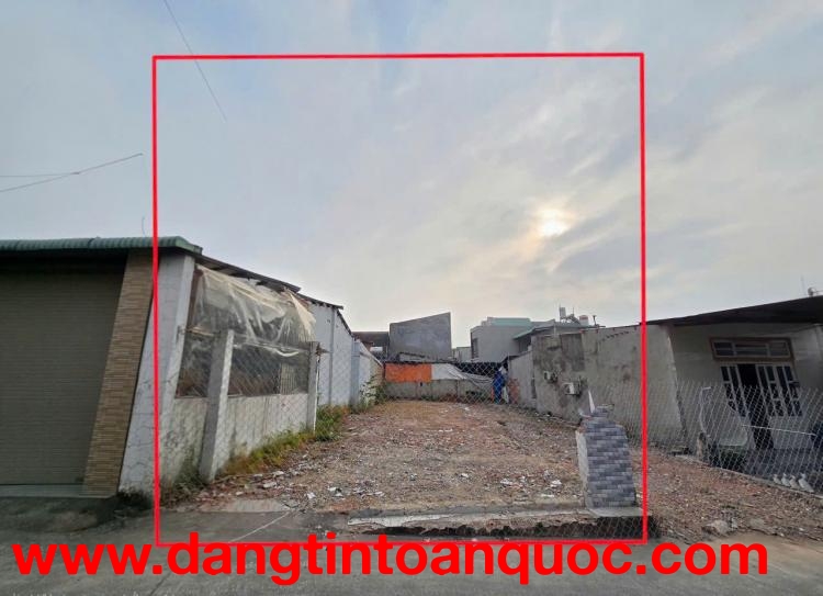 LÔ ĐẤT SIÊU ĐẸP 1 XẸC ĐƯỜNG NGUYỄN ÁI QUỐC, NGAY BÊN CẠNH HÀNH CHÍNH CÔNG PHƯỜNG LONG BÌNH (UBND PHƯ