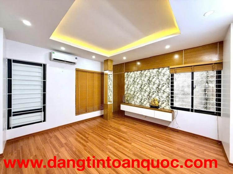 BÁN NHÀ  GIÁP NHỊ – TRƯƠNG ĐỊNH – 33M 6 TẦNG – 4 NGỦ – Ô TÔ ĐỖ CỬA – NHỈNH 9 TỶ