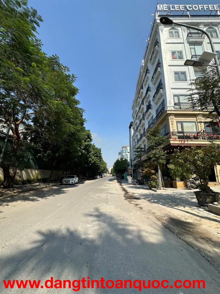 HIẾM!BÁN NHÀ PHỐ ĐỨC DIỄN,VĂN TIẾN DŨNG,OTO VÀO NHÀ,THANG MÁY,DT:65Mx7T,MT:5m,21ty