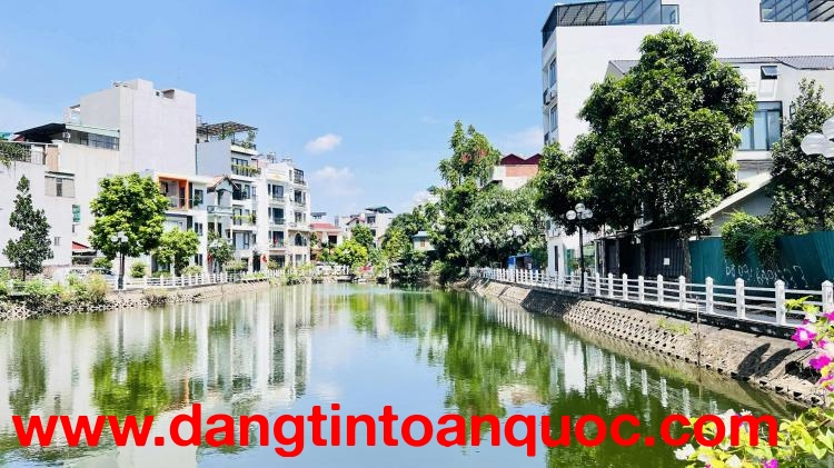 biệt thự sân vườn Ngọc Thụy, 430m x 4 tầng, mặt tiền 11m, ôtô tránh, full thổ cư