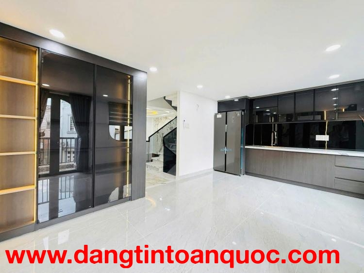 NHANH!BÁN NHÀ MINH KHAI,GA TÀU ĐIỆN,NHỔN,THANG MÁY,GẦN OTO,DT:39Mx5T,MT:5m,7.4ty