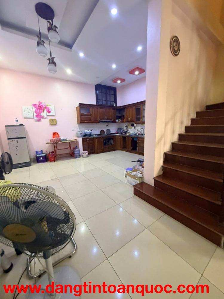 BÁN NHÀ THẠCH BÀN – LONG BIÊN - 16.9 TỶ