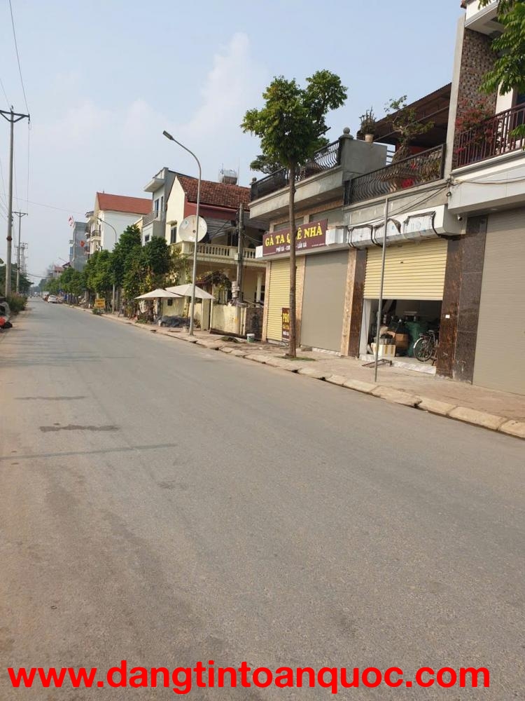 Cần bán 40m² đất Đức Giang, Hoài Đức, 50m ra oto tránh.