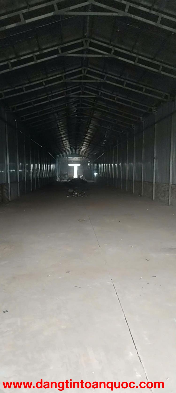 cho thuê kho xưởng tại Sơn trung , Quốc Oai, Hà Nội. Diện tích 750m2  xe container đỗ cửa giá 45k/m