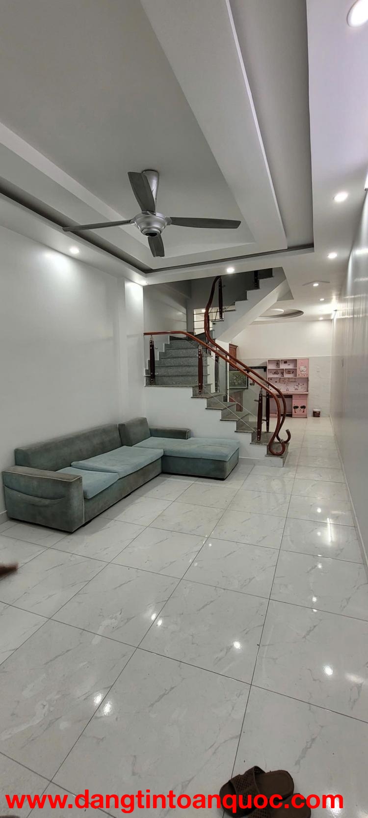 Bán Nhà 3 Tầng Gần Đường Bùi Viện – Sổ Đỏ Chính Chủ – Vị Trí Đẹp