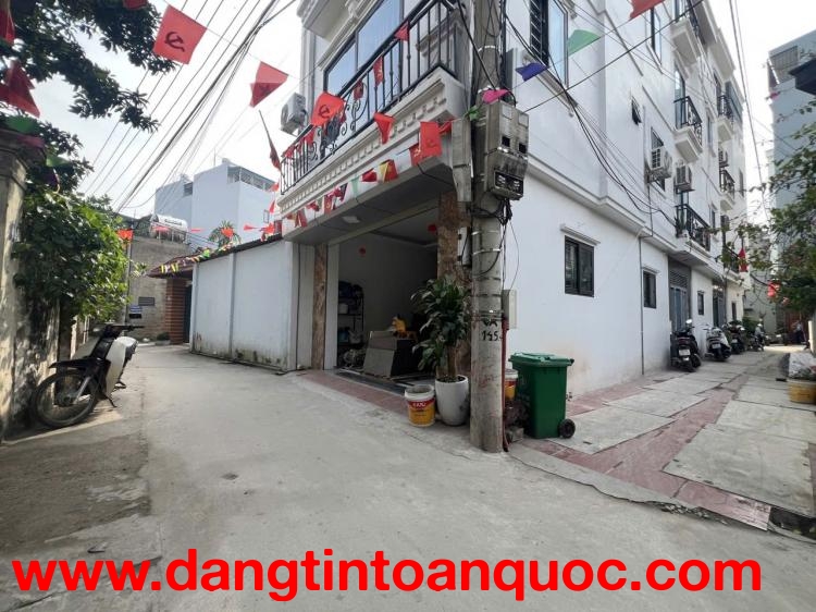 BÁN NHÀ ĐẸP KIM CHUNG – FULL NỘI THẤT - VÀO Ở NGAY - NHỈNH 5 TỶ.