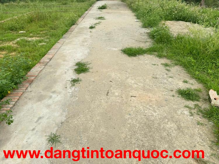 Chỉ với 2,5 tỷ, sở hữu lô đất 54m, thôn Ấp Quan - tổ 9, Quang Minh, Mê Linh. Đường rộng, oto đỗ