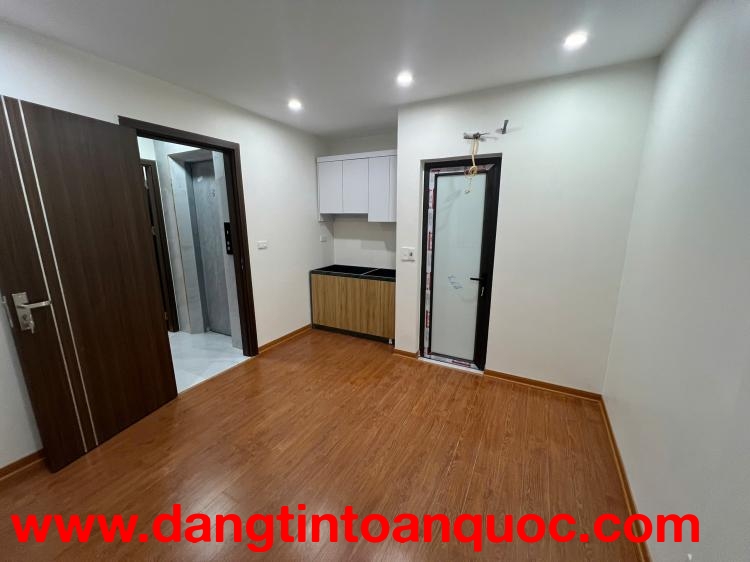 Chính chủ bán nhà mới xây 51m2 x 7 tầng thang máy, 11 phòng ngủ, vs khép kín có bếp nấu ăn