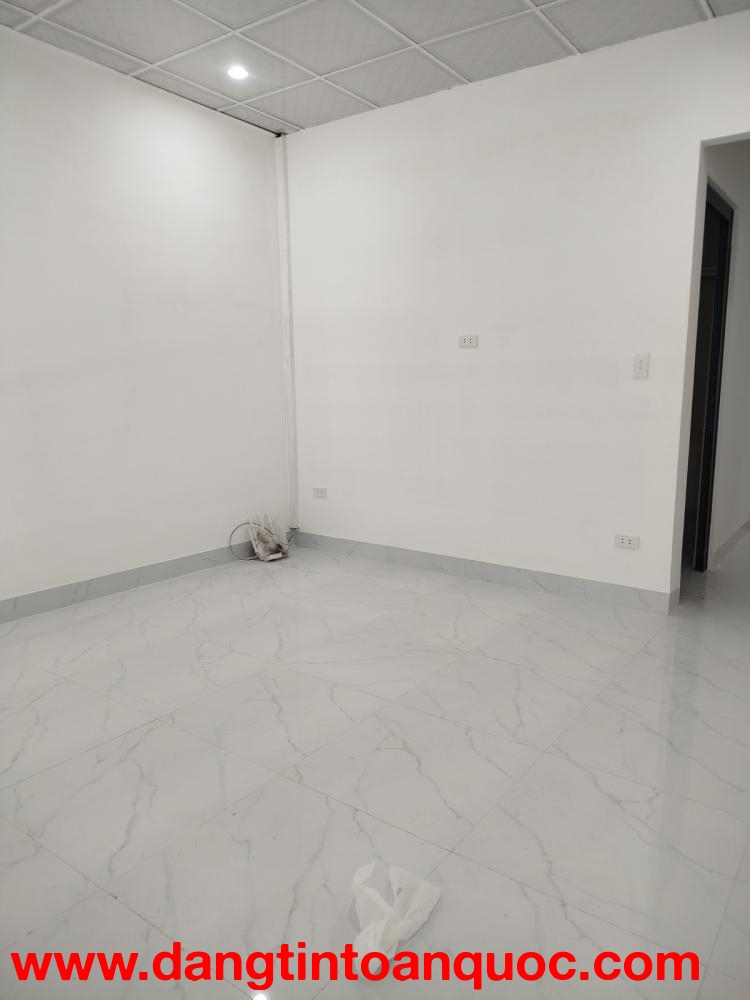 Nhà 2 tầng Lê Văn Hiến Hội An, đường 10.5m, 101m2, 3PN, giá 4.4 tỷ