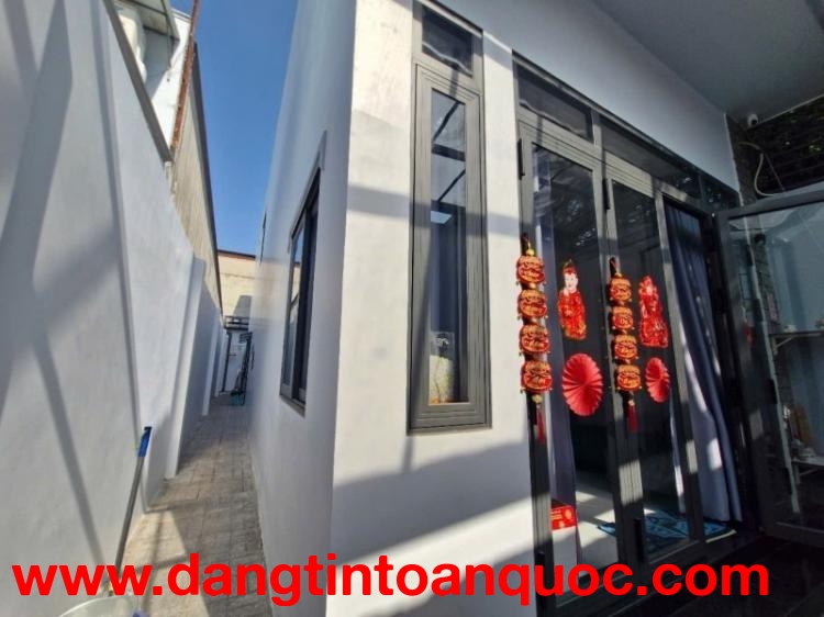 Bán nhà đường  Kha Vạn Cân, Linh Trung, Thủ Đức, TP HCM. DT 85 m2, 2 tầng. Giá 4.48 Tỷ, SHR: 0933125