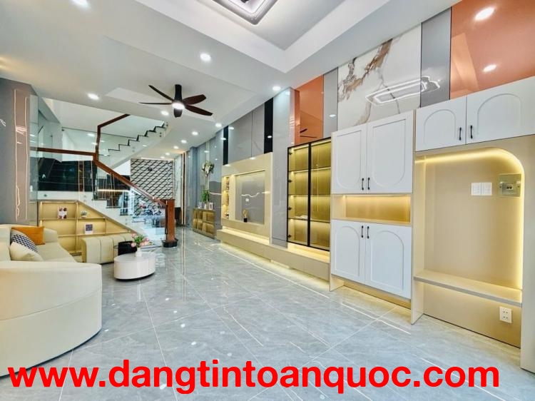 Bán nhà mặt tiền Bùi Quang Là 68m2 4 tầng tặng nội thất Sát Emart Phan Huy Ích chỉ 6.95 tỷ