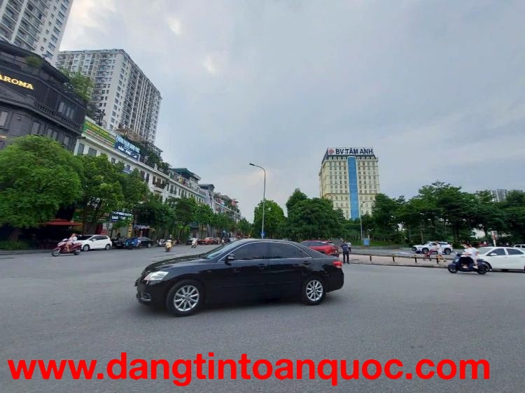 Liền kề lô góc HC Golden Hồng Tiến, 130m,MT 7.5m, sát bệnh viện Tâm Anh, lô góc, 3 thoáng, kinh doan