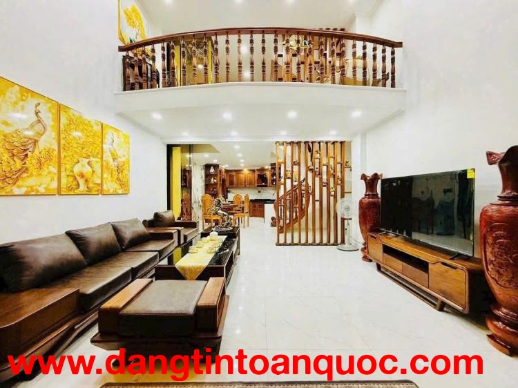 TÔN THẤT TÙNG – 38M² – 6 TẦNG – 2 MẶT THOÁNG – CHỈ 10.8 TỶ
???? BÁN NHÀ MẶT PHỐ TRUNG TÂM – VỪA Ở VỪ