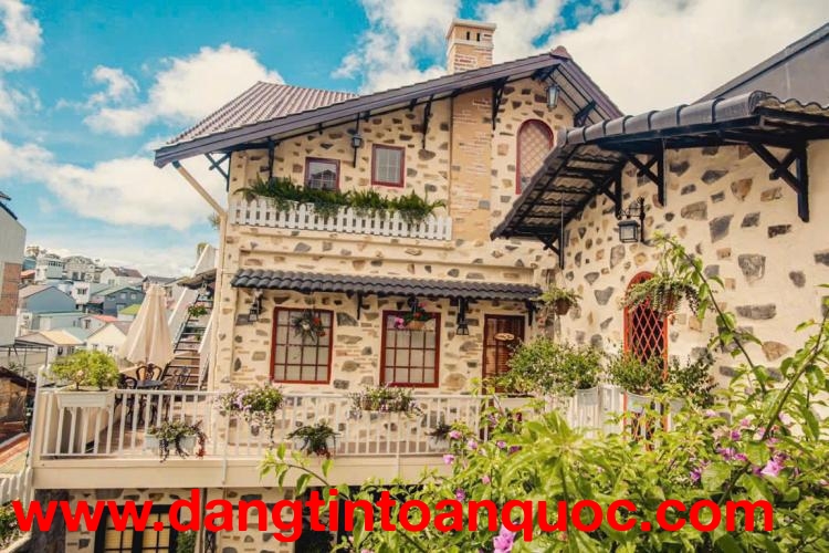 NGỘP NẶNG – BÁN GẤP VILLA HOA ĐÁ ĐÀ LẠT - GIÁ MỚI CHỈ 23 TỶ - THƯƠNG LƯỢNG SÂU