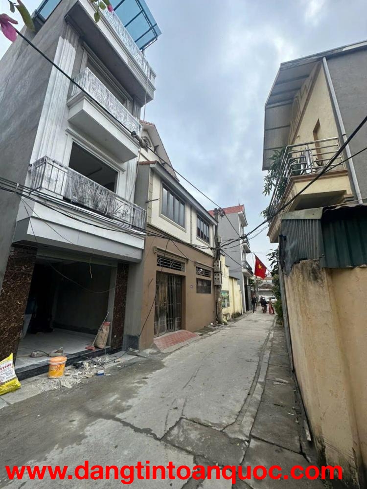 NHÀ ĐẸP - GIÁ TỐT - Vị Trí Đắc Địa Tại Xóm chùa, Đường Nguyễn Đăng Phi, Đan Phượng, Hà Nội