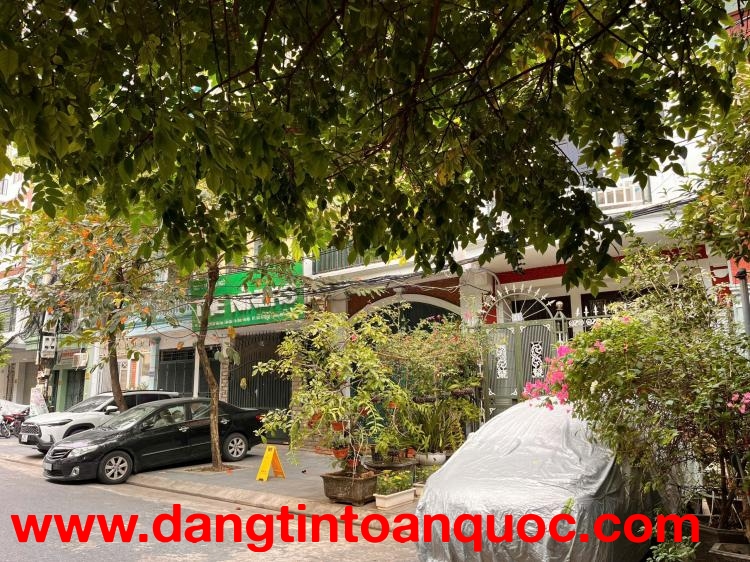 “Kinh doanh đỉnh”, bán nhà phố Văn Cao, ô tô vào nhà, 108m chỉ 39 tỷ