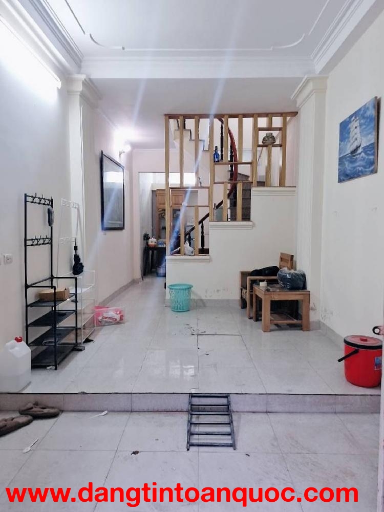 Bán nhà Tân Triều, Thanh Trì, Ô tô, Gần phố, 40m2, 7.79 tỷ(CTL)