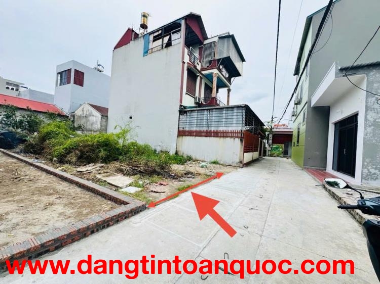 Bán gấp lô đất tổ 9, Quang Minh. Đất vuông vắn, đường thông bàn cờ. Gần khu công nghiệp