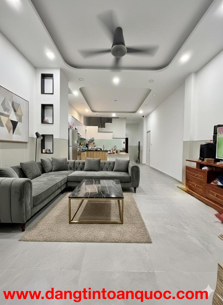 **Bán nhà mặt tiền Đông Hồ, p10, Tân Bình (4*15); 4 tầng hơn 10 tỷ