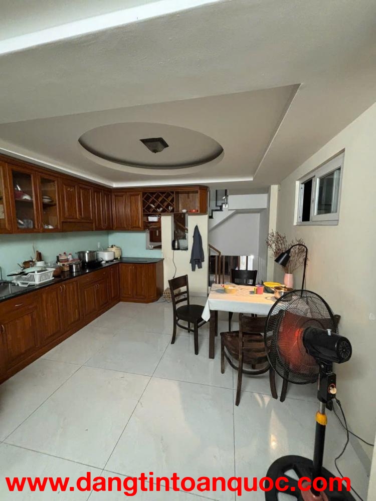 CHÍNH CHỦ CẦN SHARE PHÒNG TRONG NHÀ NGUYÊN CĂN - GÒ VẤP