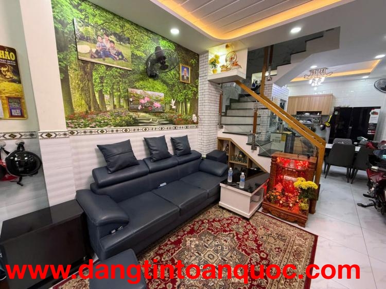 NHÀ 1 SẸT NGẮN 10M RA SONG HÀNH Q12 - NGÃ TƯ AN SƯƠNG- DT40M2 - 2 TẦNG -2PG-2WC - GIÁ 3 TỶ NHĨNH