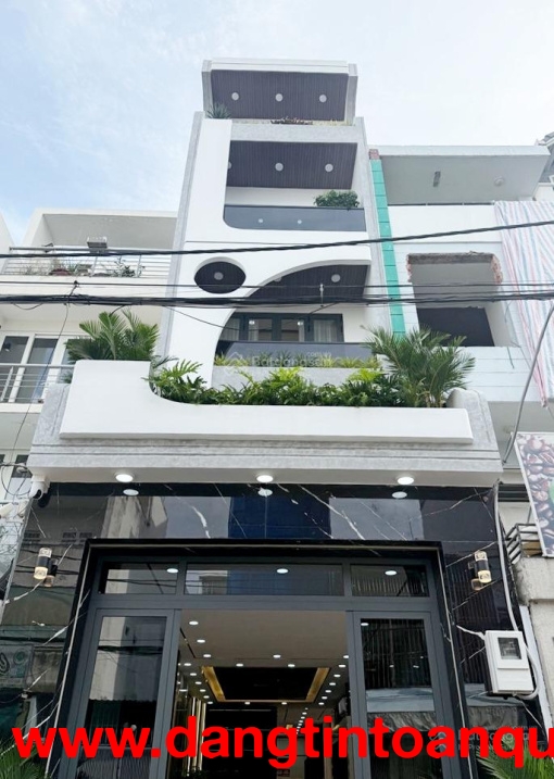 Bán nhà mặt tiền 5 tầng xe hơi Đỗ Ngọc Quang, ngay Parc Mall gần chợ, ngang 4m, tặng nội thất 3 tỷ -