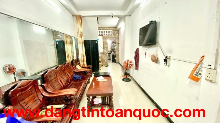 ???? Bán nhà KhuVIP Trần Quốc Thảo - Lý Chính Thắng 40m2 - 8.7 tỷ