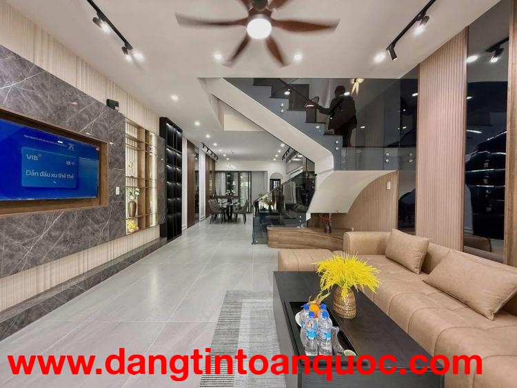 **Bán nhà mặt tiền Lê Trung Nghĩa; mặt tiền khu K300 Tân Bình (4x18) 5 tầng