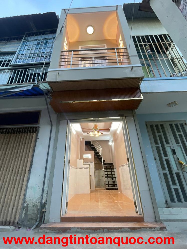 O2116 ???? nhà Âu Cơ Tân Bình, SHR, Vuông, HXH, 3 tầng, 2.x tỷ x nhỏ