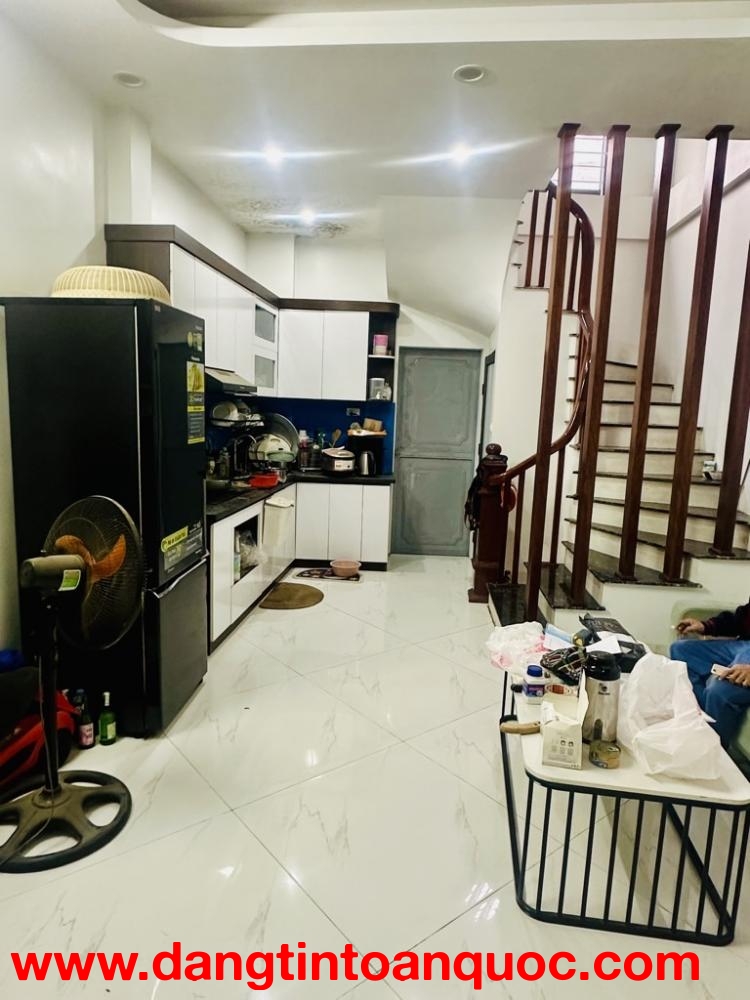 BÁN NHÀ THỤY PHƯƠNG – ĐÔNG NGẠC  BẮC TỪ LIÊM  NHÀ 5 TẦNG THOÁNG SÁNG  39M²  HƠN 5 TỶ