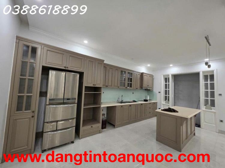 BÁN BIỆT THỰ TÂY HỒ - 160Mx4T, MT 8M - Ô TÔ TRÁNH - SAU QH VÀI BƯỚC RA HỒ TÂY