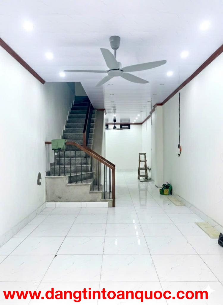 NHÀ ĐẸP – GIÁ TỐT – CẦN BÁN NHÀ MỚI XÂY 3 TẦNG Tại 99/110 Phường Định Công, Quận Hoàng Mai, TP. Hà N