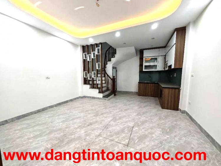 BÁN NHÀ LIÊN MẠC THƯỢNG CÁT – NHÀ 5 TẦNG XÂY MỚI – NGÕ NÔNG Ô TÔ – HƠN 5 TỶ