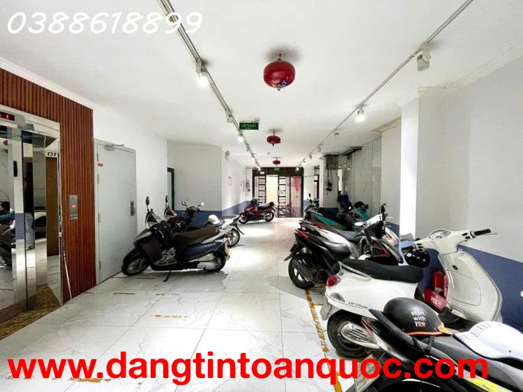 BÁN TOÀ DÒNG TIỀN CẦU GIẤY 135Mx7T, MT8M- BÊN THỨ 3 THUÊ 180 TR/TH