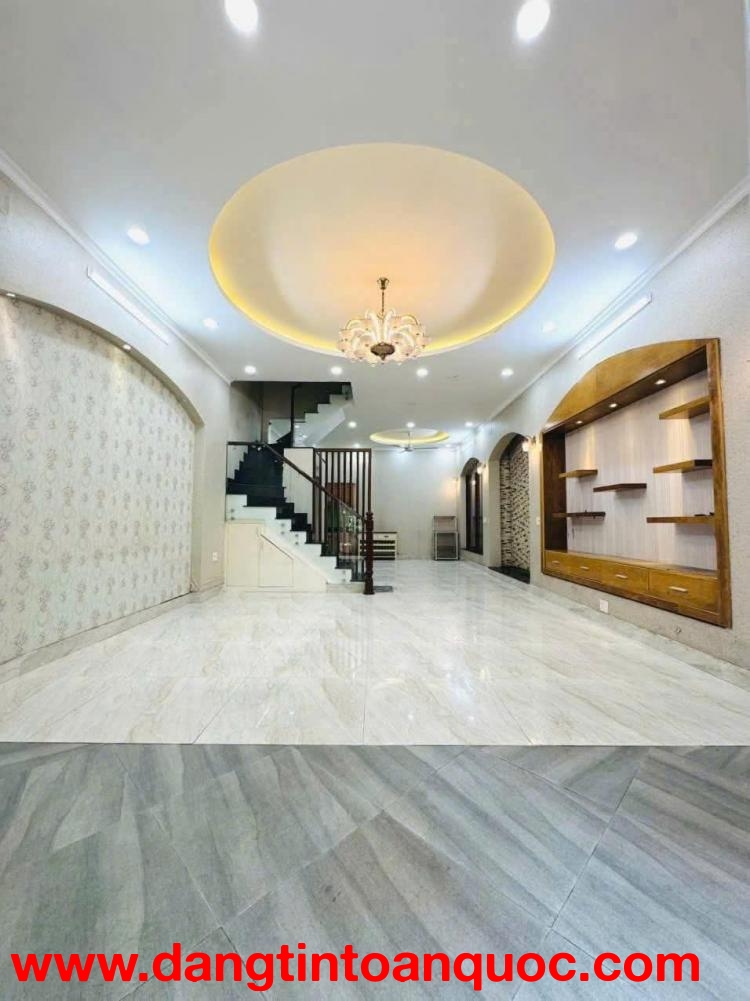 Bán nhà MT Hoàng Hoa Thám, phường 12; Tân Bình (4*15) cổng ga T3