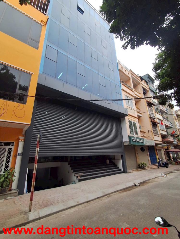 Toà văn phòng VIP  DT 120m - MT 9,5m  8 tầng thang máy  Giá chỉ nhích 49 tỷ