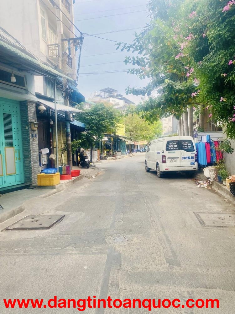 Bán Nhà Tân Sơn Nhì Khu Vip, Đường 6M Thông, 2 Tầng, 64M Giá 8.X