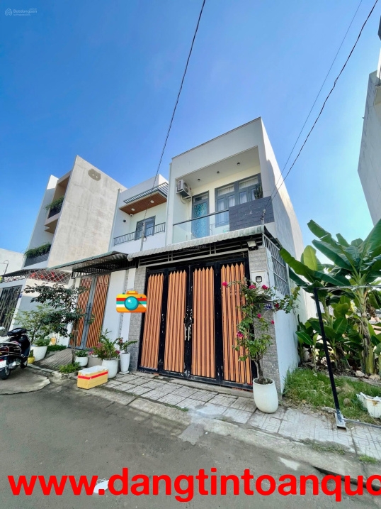 BÁN căn nhà CÓ cấu tạo SẴN KHU dân sinh sống TRƯỜNG LƯU, LONG TRƯỜNG - con đường OTO 9M CHỈ rộng 4 T