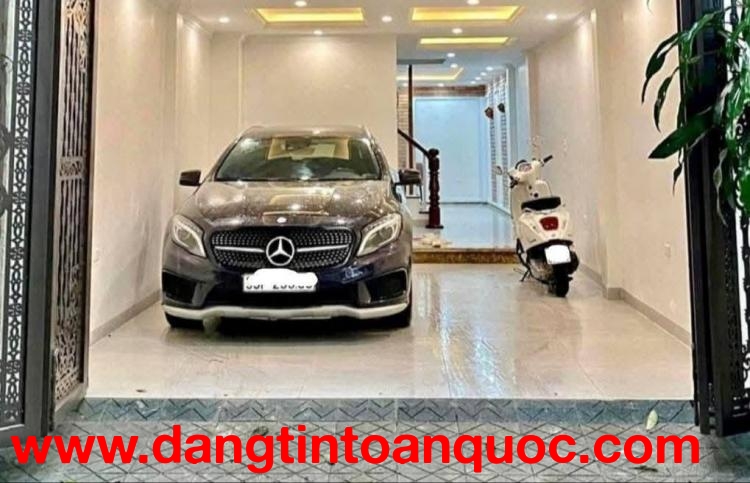 Hiếm, bán nhà Trích Sài, ô tô vào nhà, thang máy, chỉ 28 tỷ