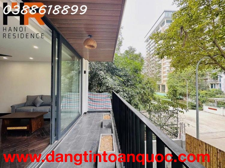 BÁN KHÁCH SẠN TÂY HỒ 150Mx 8T, MT 15M- DÒNG TIỀN GẦN 300TR/TH