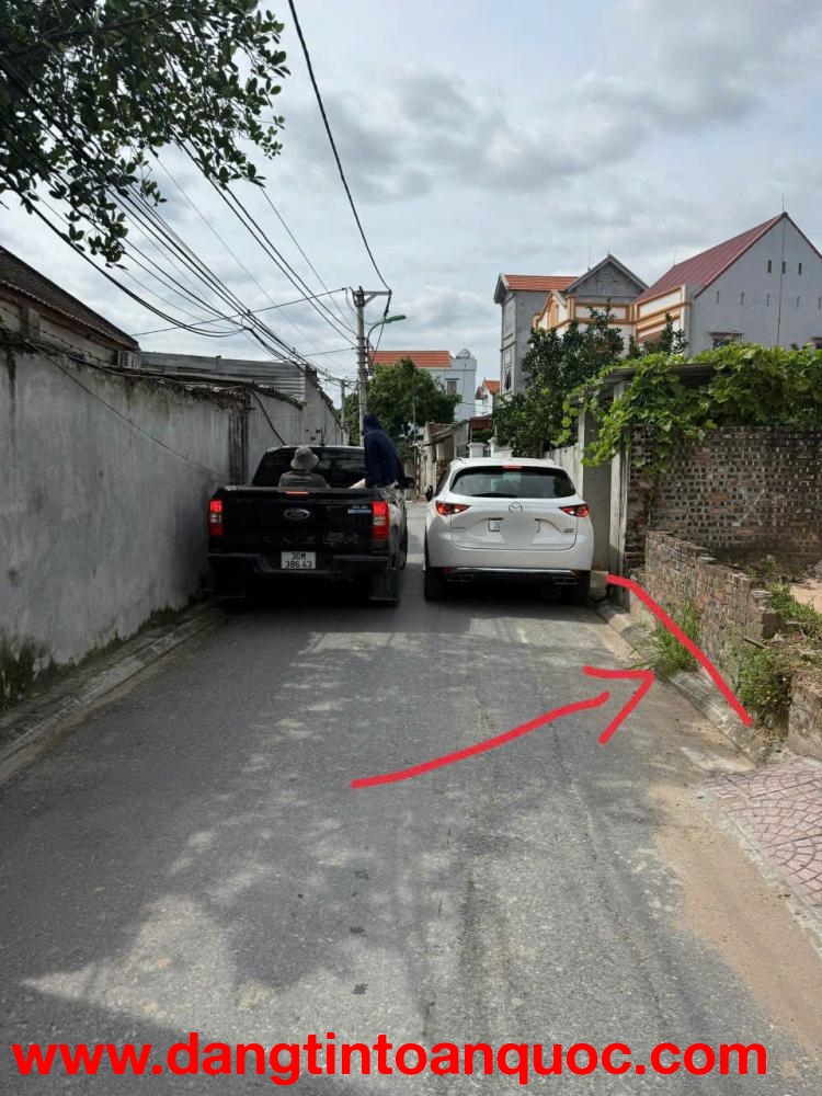 CẦN BÁN 40 M2 ĐẤT SEN HỒ - LỆ CHI, ĐƯỜNG 2 Ô TÔ TRÁNH, GIÁ 3.25 TỶ, LH 0985865658