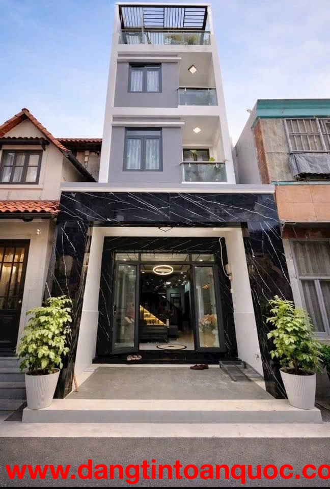 BÁN NHÀ QUẬN 7 – KẾ PHÚ MỸ HƯNG – XE HƠI SÁT CỬA - 7,99 TỶ