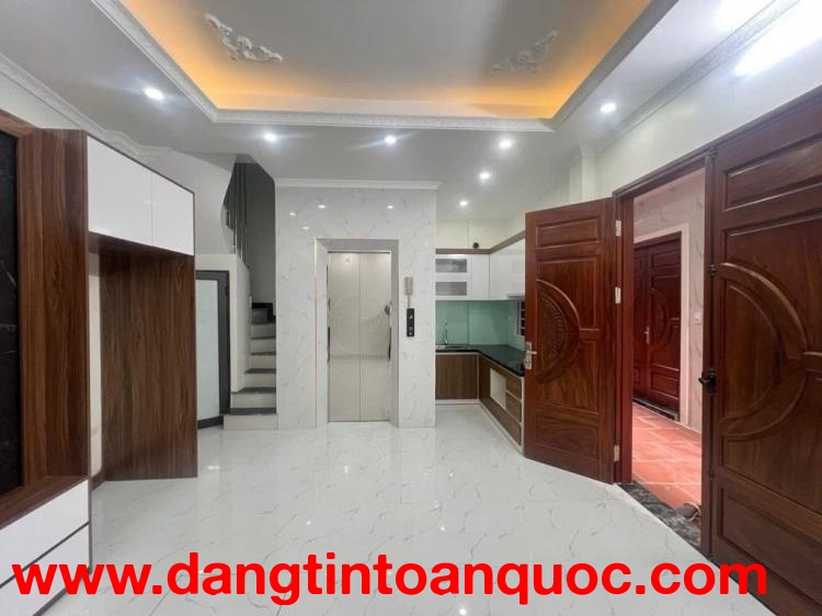 Bán nhà Liên Mạc Bắc Từ Liêm 5 tầng thang máy – full nội thất – gần Thượng Cát – giá hơn 6 tỷ