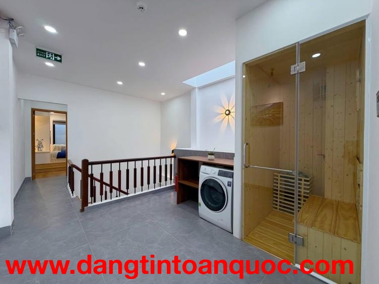 **Bán nhà hẻm 181 Nghĩa Phát, phường 6 Tân Bình (4,2*13) 3 lầu; dòng tiền