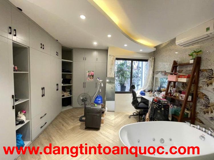 BÁN MẶT PHỐ QUAN NHÂN 85Mx5T, MT5M - THANG MÁY NHẬP - KINH DOANH