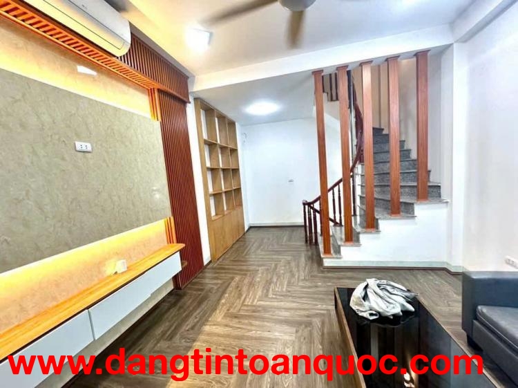 BÁN NHÀ 5 TẦNG MỚI XÂY - ÔTÔ ĐỖ CỬA - PHAN TRỌNG TUỆ - THANH TRÌ