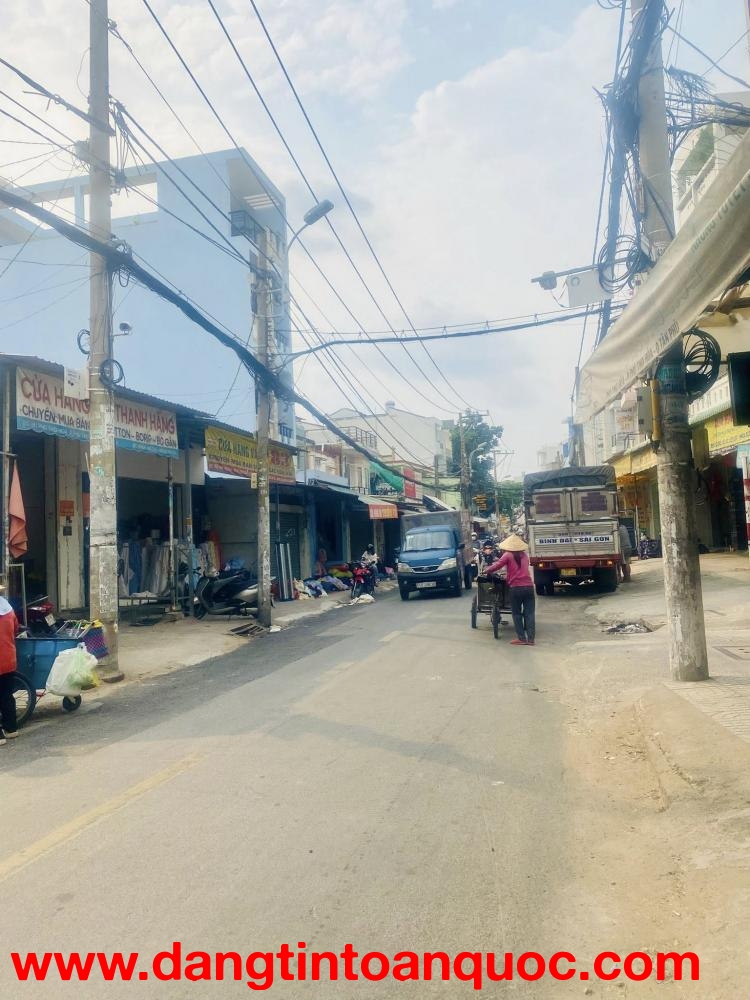 Bán nhà mặt tiền Chợ Vải Phú Thọ Hoà  Đường 16m có lề  Dòng tiền 360tr 99m ngang 4.5  Chỉ 18.x