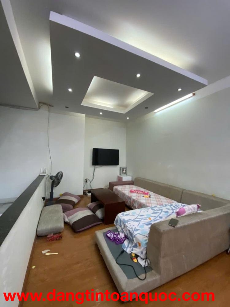 NGỌC LÂM – NHÀ DIỆN TÍCH LỚN – VIEW CÔNG VIÊN – 19.99 TỶ - 80m² – MẶT TIỀN 5.4m – 4 TẦNG – HÀNG HIẾM