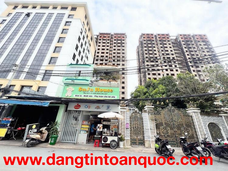 CHÍNH CHỦ 1 ĐỜI CẦN BÁN NHÀ 3 TẦNG MẶT TIỀN Đ.HUỲNH TẤN PHÁT, QUẬN 7 - NGANG VUÔNG ĐẸP 5M*36M* LIÊN 