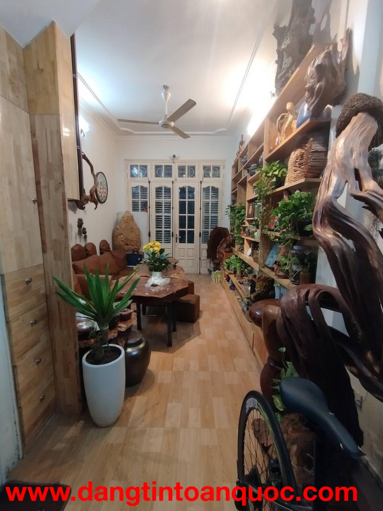 Bán nhà Tây Sơn, 60m2, 5 tầng thang máy, mặt tiền 4.1m, 25.8 tỷ, vỉa hè, ô tô tránh, kinh doanh